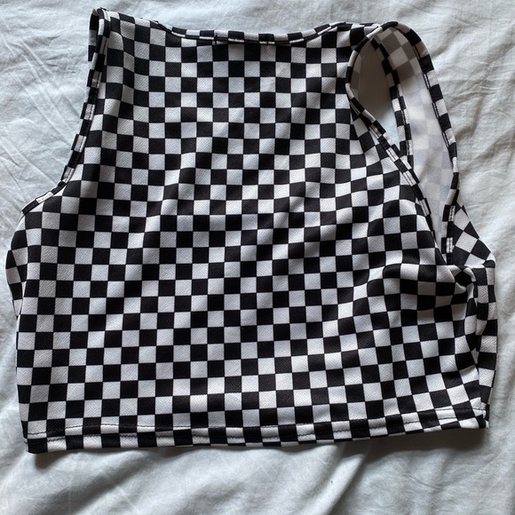 Cropped tank - Picture 2 of 2